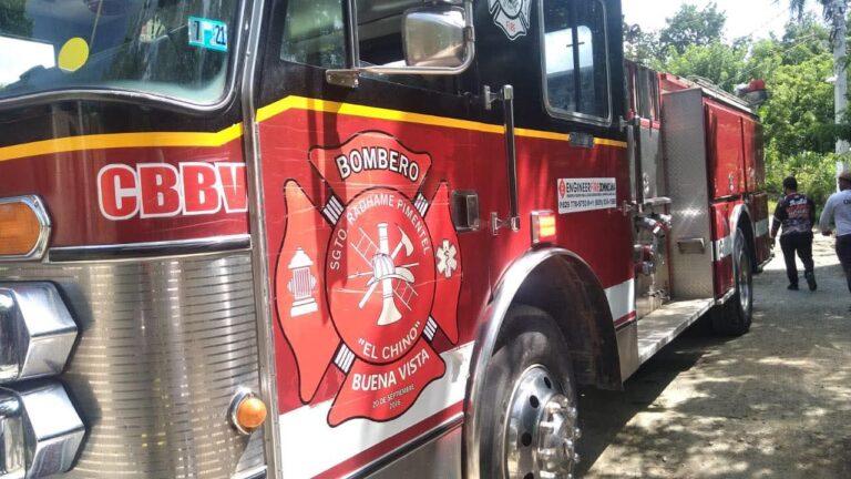 Incendio en Hato Viejo Arriba moviliza a los Bomberos de Jarabacoa