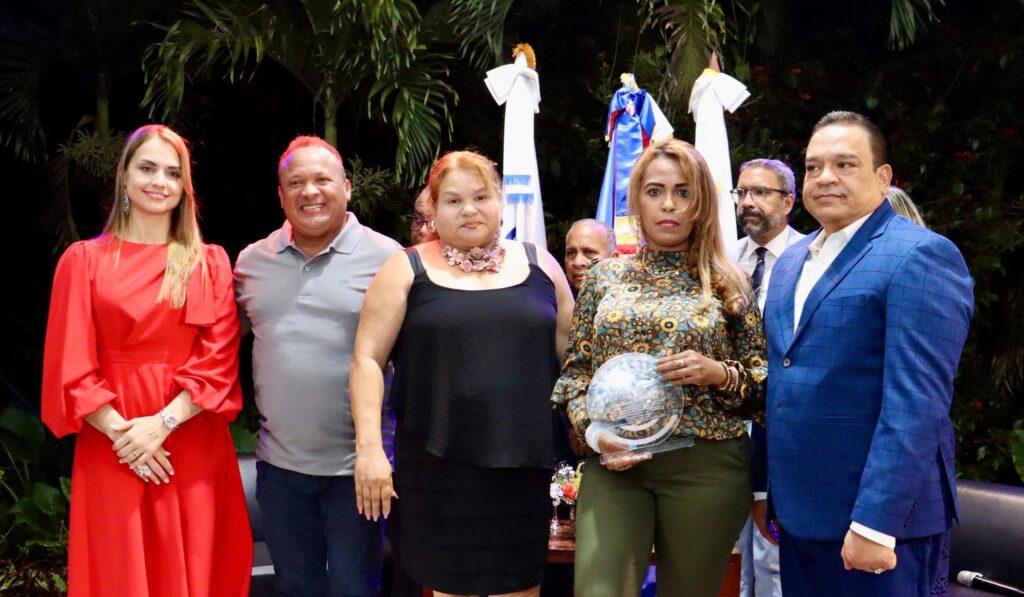 Jarabacoa rinde tributo al merenguero Raffy Matías