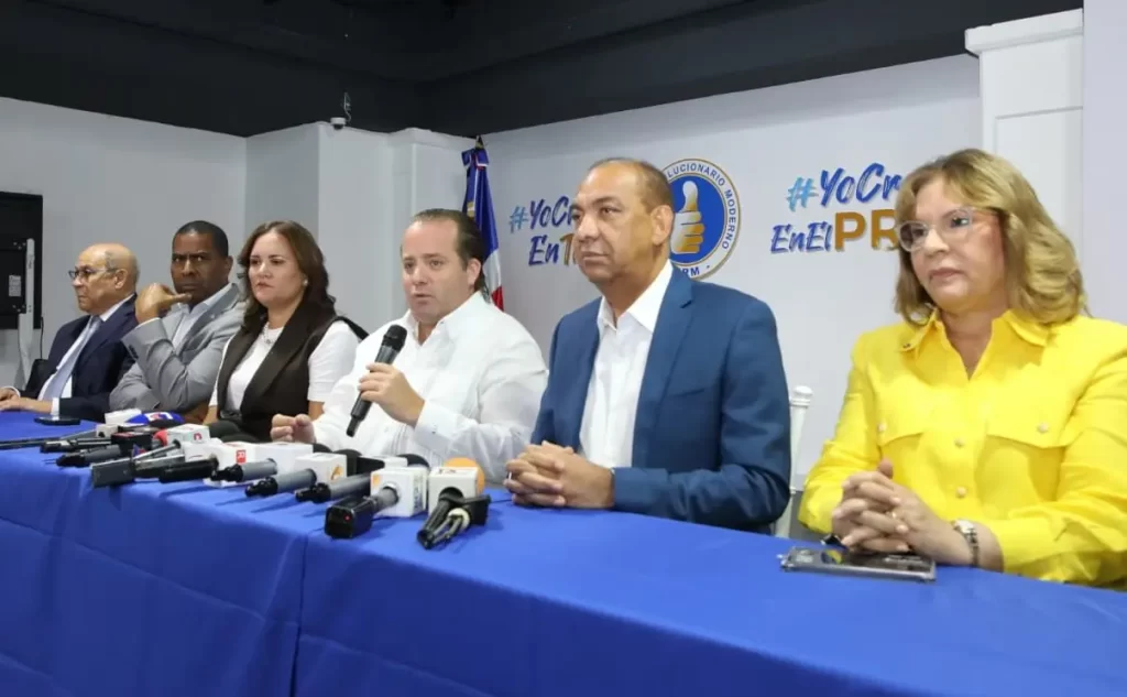 PRM se reúne en Jarabacoa para definir su futuro político
